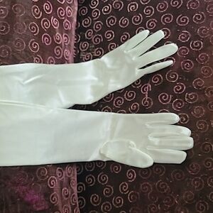 Ivory shiny opera length gloves